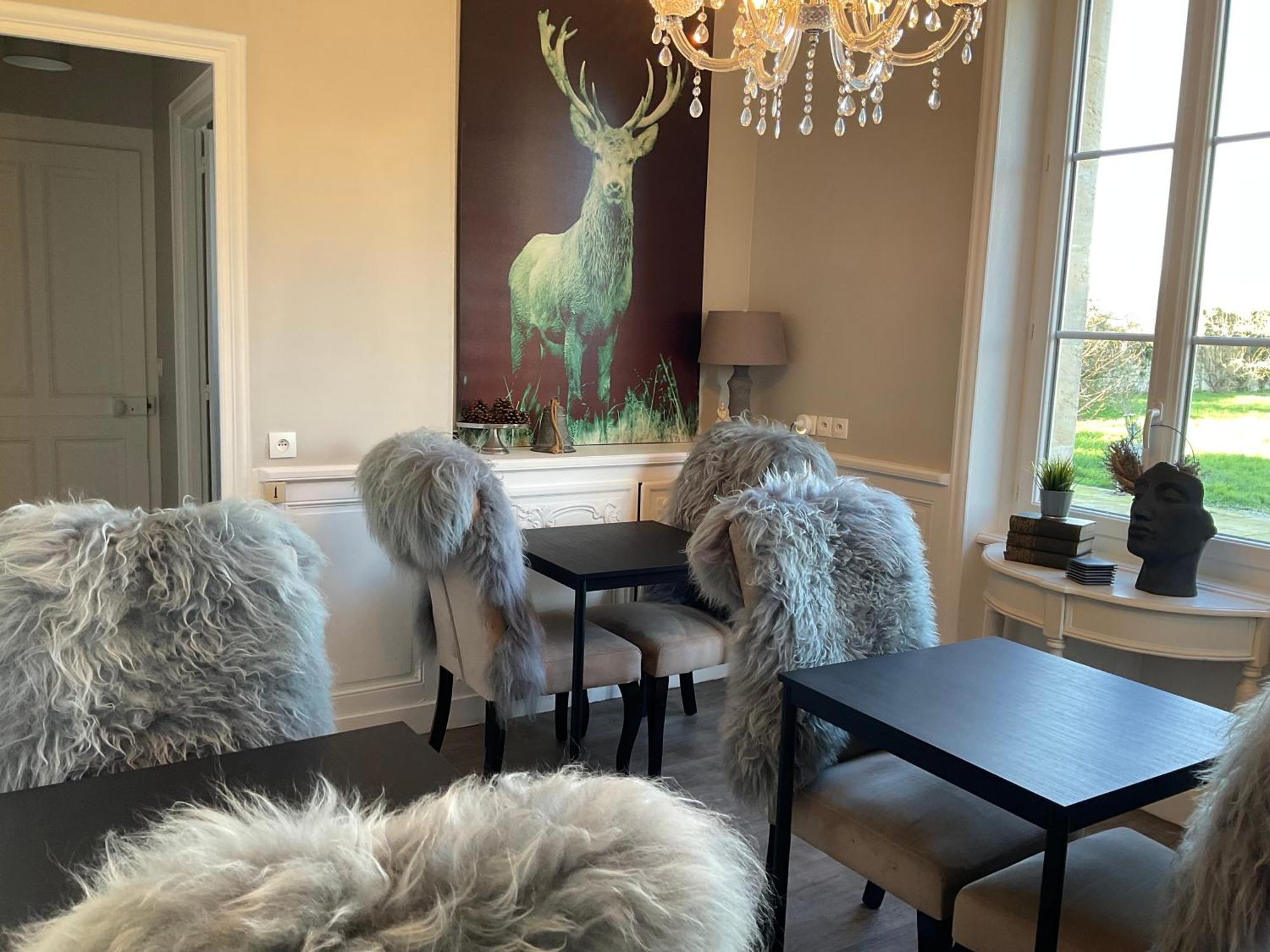 Le Bourg Bed and Breakfast Asnieres-en-Bessin Exteriör bild